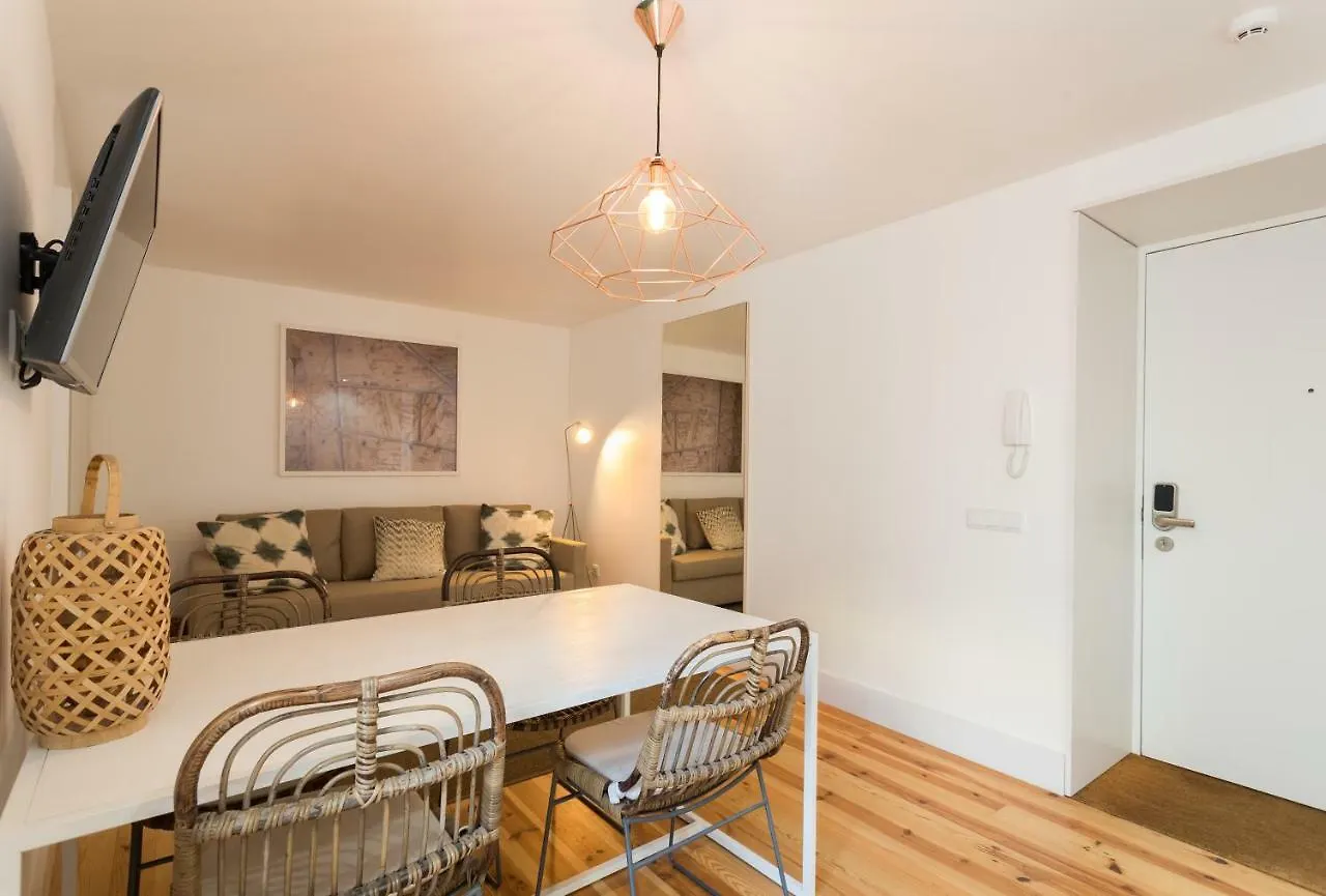 ליסבון Chiado Cozy Apartments - By Lu Holidays פורטוגל
