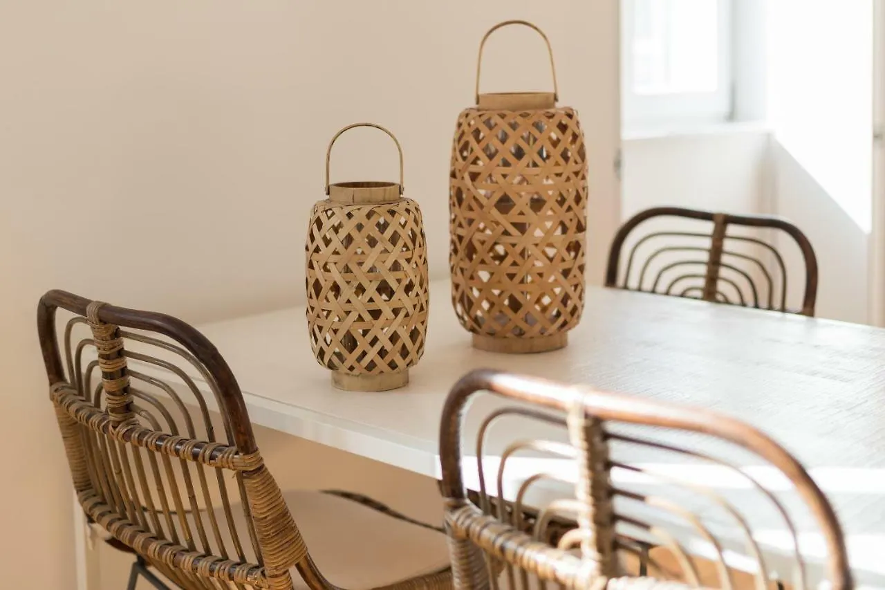 Chiado Cozy Apartments - By Lu Holidays Lisbon