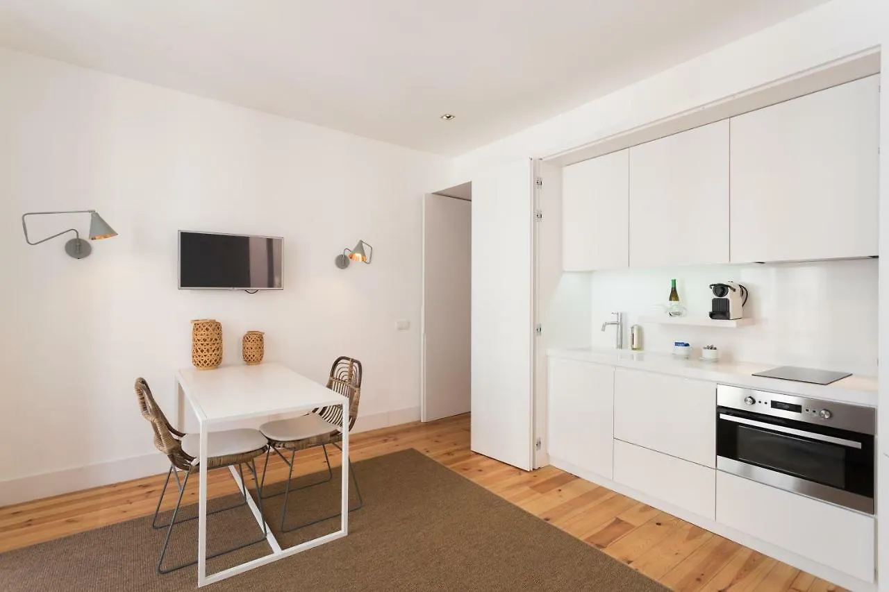 Chiado Cozy Apartments - By Lu Holidays Lisbon 0*,